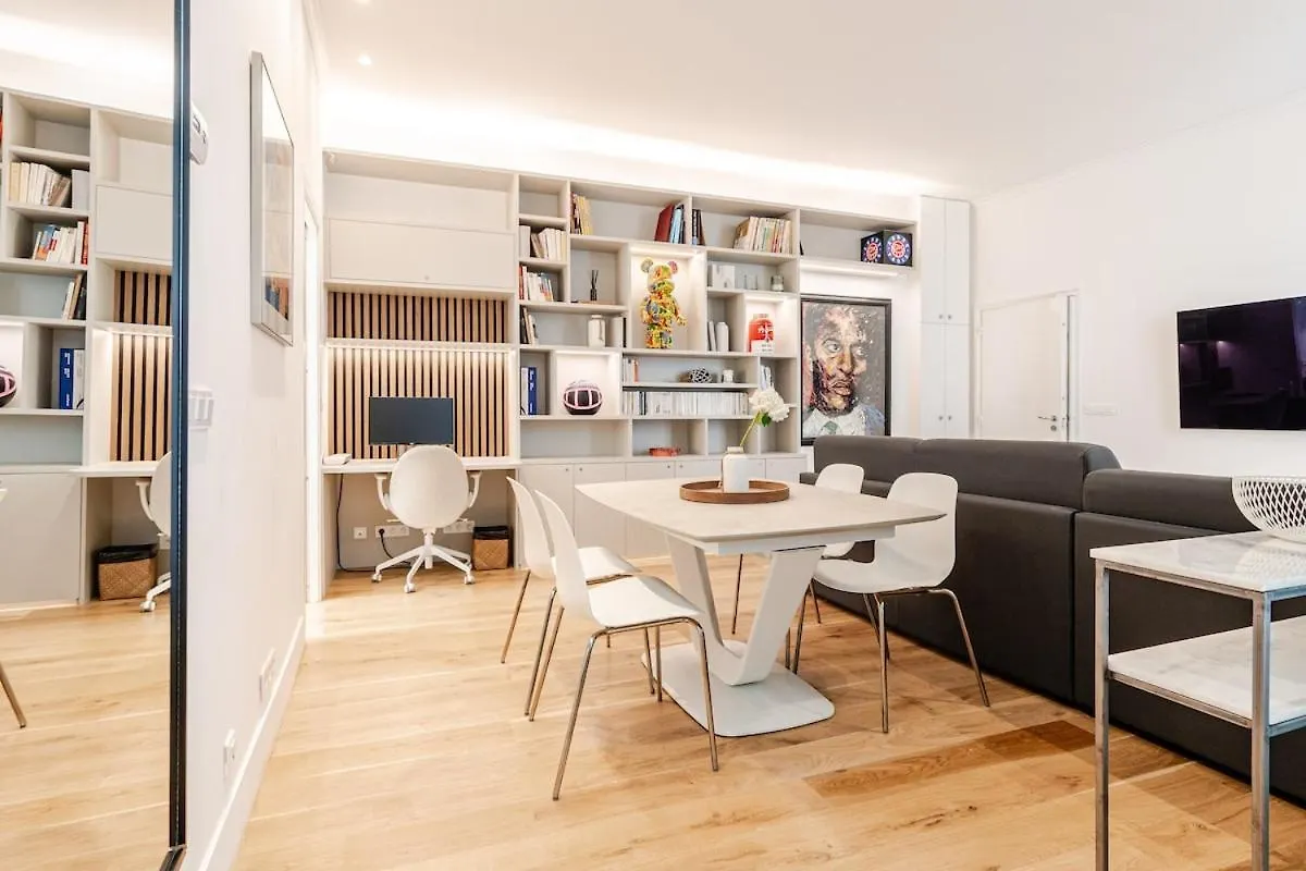Montorgueil Suite Paris Apartment